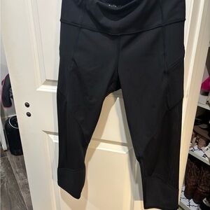 Athleta Black Mesh Panel Capri Leggings